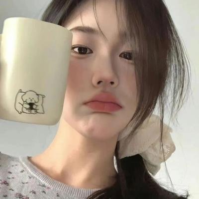 艾曼妞与罗丽妲